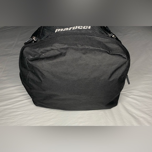 Marucci Baseball Or Softball Backpack Black Bag Great Shape Black Zippers Work - Picture 5 of 6
